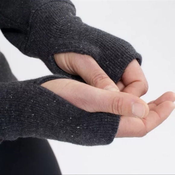 Lululemon Cuddle Up Jacket - Picture 3 of 7